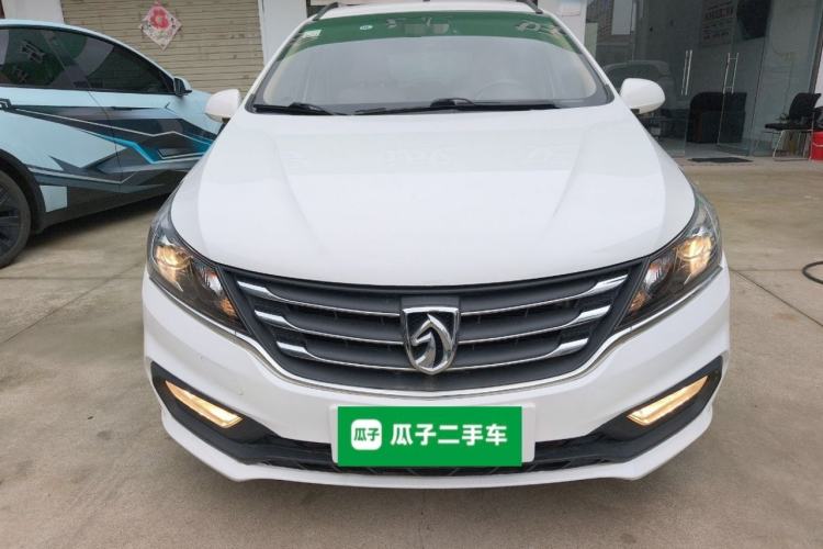 Used Baojun 310W 2017 1.5L Manual Comfort Version China VI Emission Standard Front