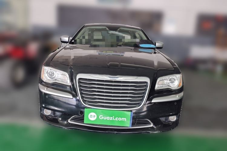 Used Chrysler 300C 2013 3.6L Premium Edition
