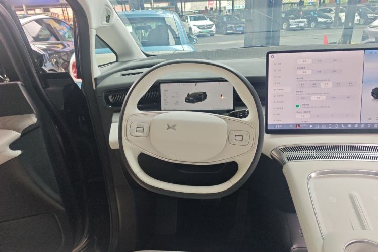 Used XPeng X9 2024 702 Ultra-Long Range Max