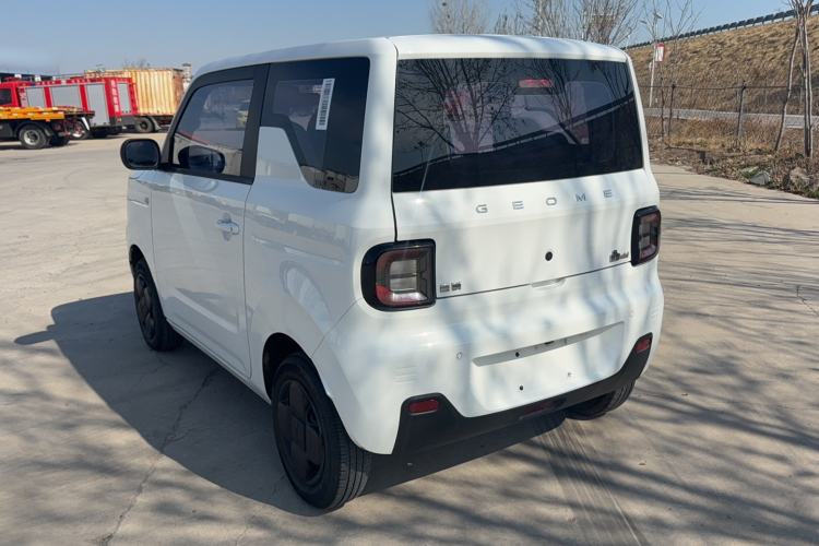 Used Geely Galaxy Panda 2024 Panda Mini 200km Endurance Bear
