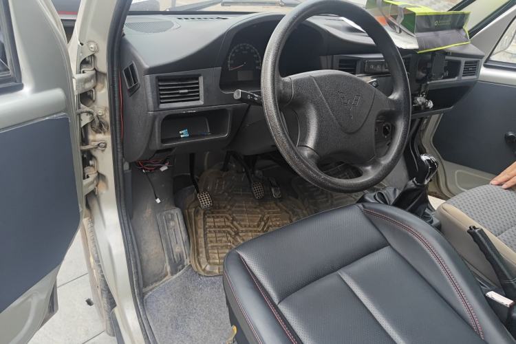 Used Wuling Zhiguang 2013 1.0L Practical Version