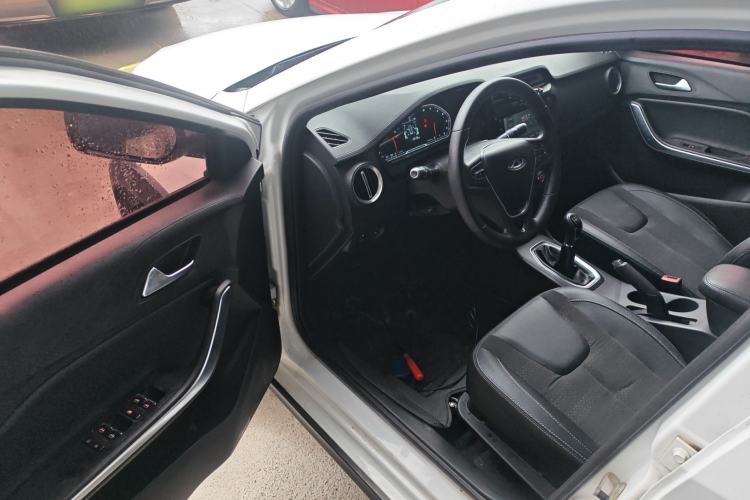 Used Chery Tiggo 3X 2020 Quality Edition 1.5L Manual Luxury Version Driver Seat