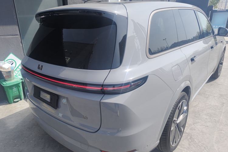 Used Li Auto L9 2025 Ultra Smart Refreshed Edition Rear Right 45 Deg