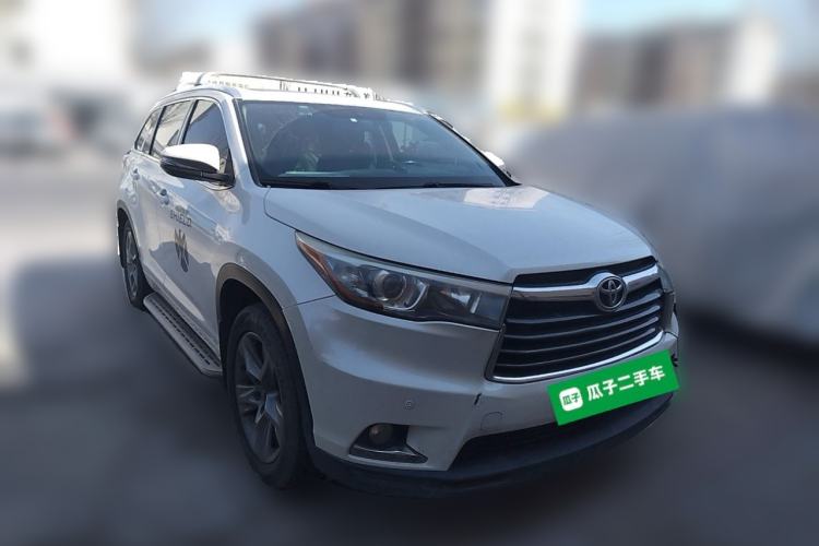 Used Toyota Highlander 2017 2.0T Four-Wheel Drive Luxury Edition 7 Seats Front Right 45 Deg