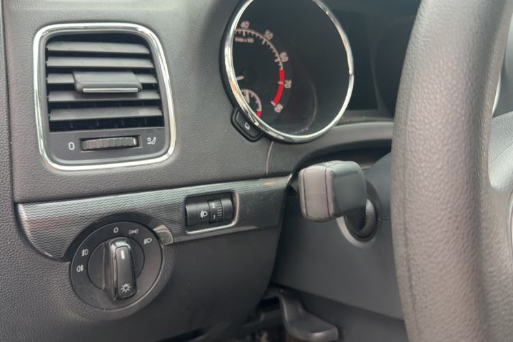 Used Skoda Yeti 2017 TSI280 DSG Advanced Edition Interior 3