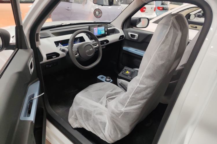 Used Geely Galaxy Panda 2024 Panda Mini 200km Endurance Bear Left Front Seat