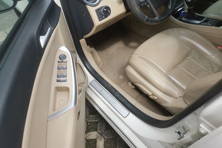 Used Roewe e550 2014 Flagship Edition
