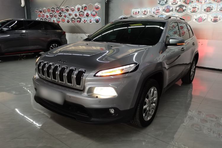 Used Jeep Cherokee 2014 2.4L Luxury Edition