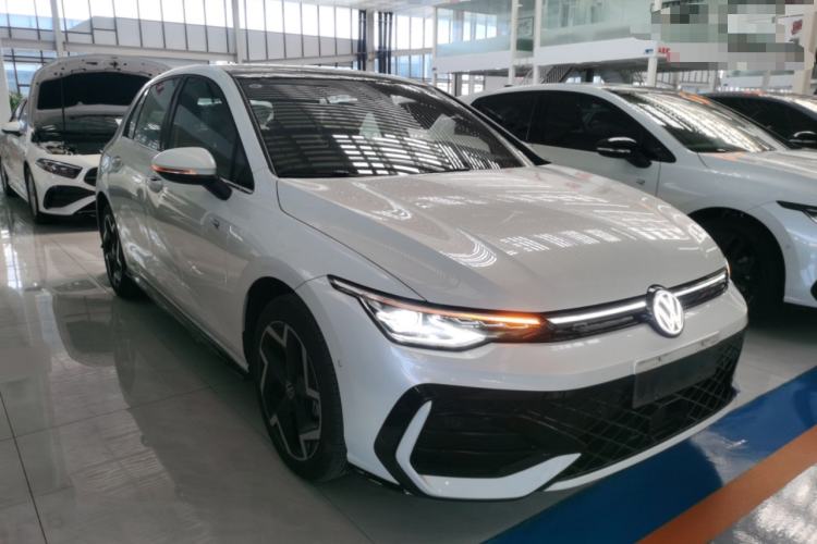 Used Volkswagen Golf 2025 300TSI R-Line