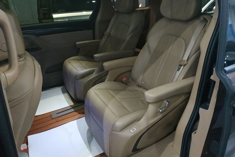 Used Buick GL8 2021 ES Landtrek 653T Luxury Model
