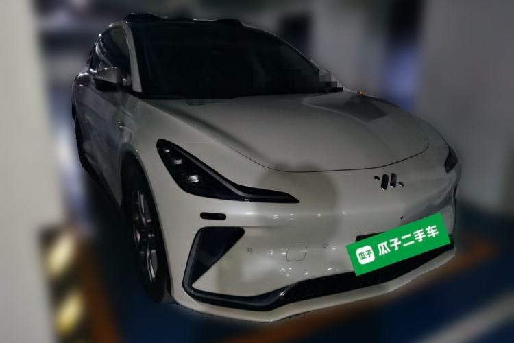 Used IM LS7 2024 90 kWh Max Elite Rear-Drive Version Front Right 45 Deg