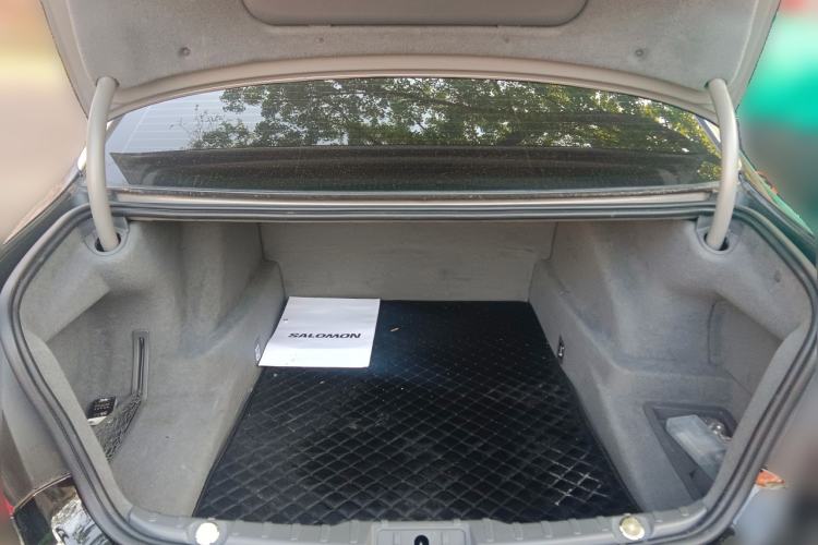 Used BMW 7 Series 2009 740Li Leading Model Trunk