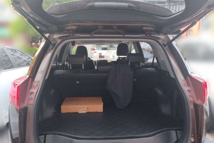Used Toyota RAV4 2013 2.0L CVT Four-Wheel Drive New Edition
