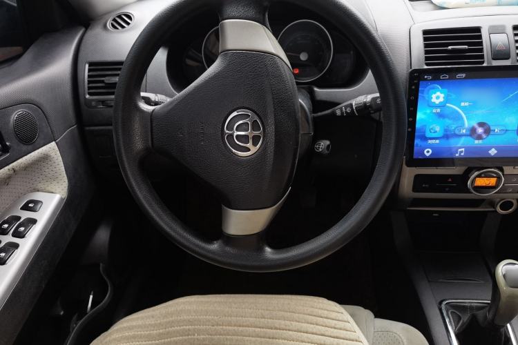 Used Brilliance Junjie FRV 2010 1.3L Manual Luxury Version Steering Wheel