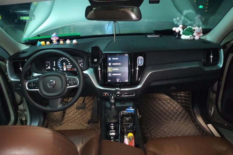 Used Volvo XC60 2020 T5 4x4 Zhiyi Luxury Edition
