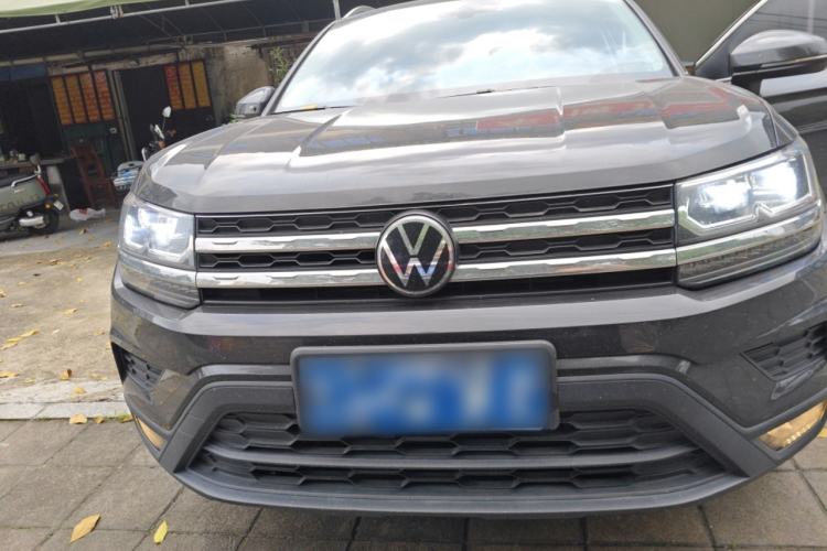 Used Volkswagen Tharu 2022 280TSI Two-Wheel-Drive Luxury Edition Front