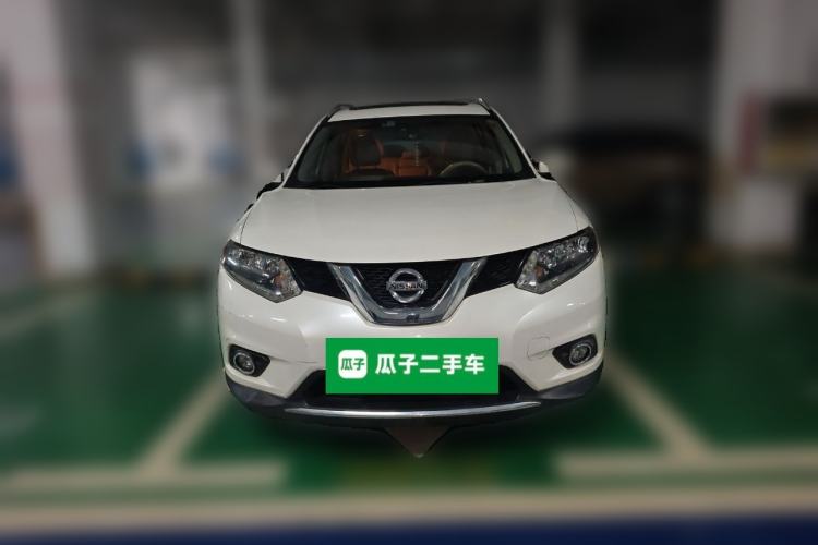Used Nissan X-Trail 2014 2.5L CVT Luxury Edition 4WD Front