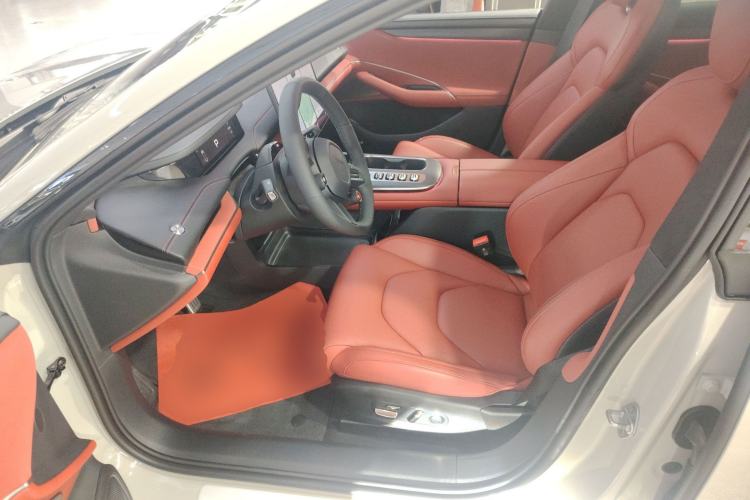 Used Xiaomi Auto SU7 2024 Four-Wheel Drive Ultra-Long Range Advanced Intelligent Driving Max Edition Left Front Seat