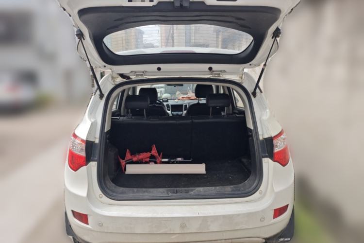 Used CHANGAN CS35 2016 1.6L Manual Luxury Model China V Standard