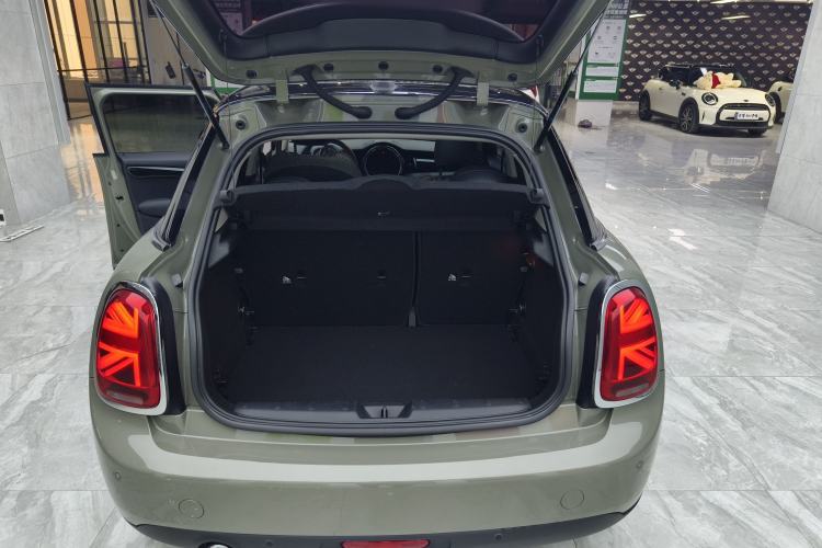 Used MINI 2019 1.5T COOPER Classic Edition Five-Door Version
