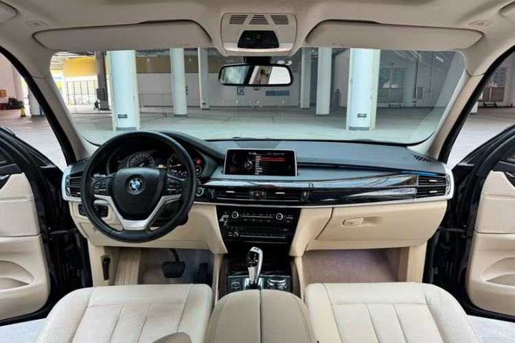 Used BMW X5 2015 xDrive28i