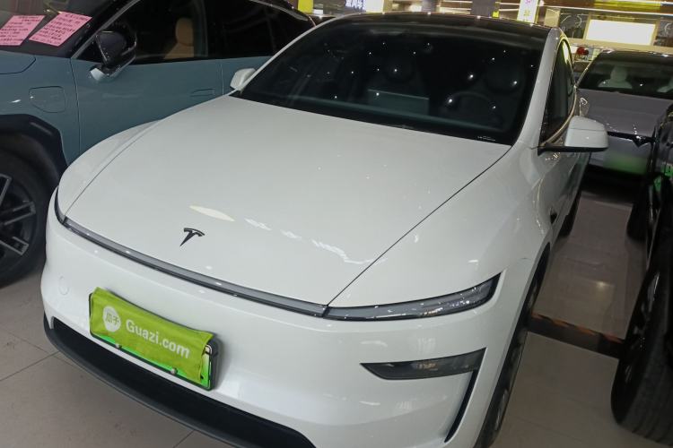 Used Tesla Model Y L 2025 Model Long-Range All-Wheel-Drive Version