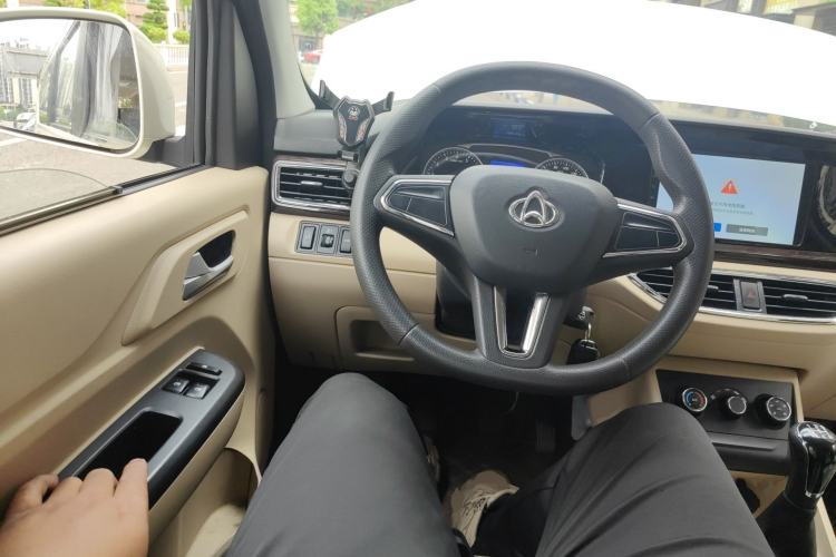 Used CHANGAN KUAYUE Xing V5 2022 1.5L Luxury 5-7 Seater Passenger Vehicle JL473QH Steering Wheel