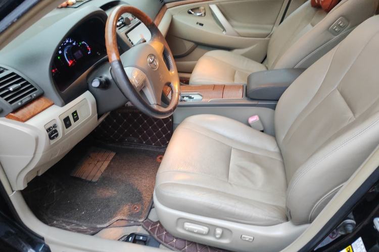 Used Toyota Camry 2010 240G Luxury Edition