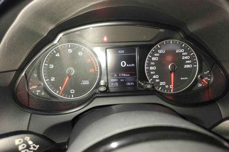 Used Audi Q5 2017 Plus 40 TFSI Technology Model