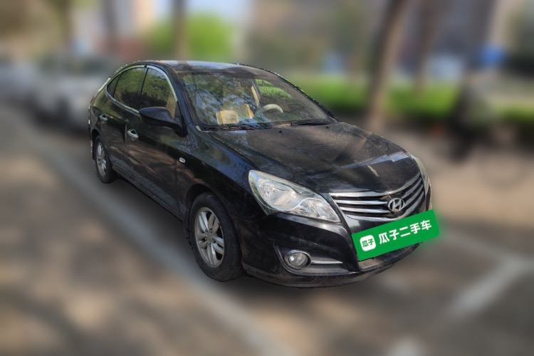 Used Hyundai Celesta 2011 1.6L Manual Comfort Edition Front Right 45 Deg