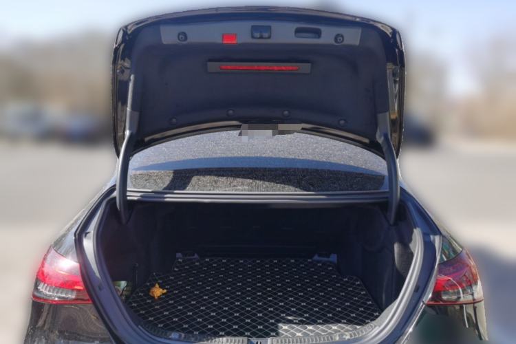 Used Mercedes-Benz E-Class 2021 E 260 L Trunk