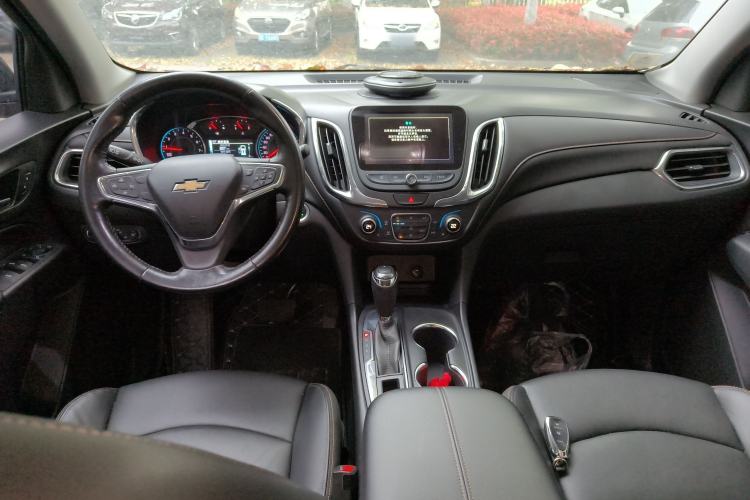 Used Chevrolet Equinox 2018 535T Automatic YuJie Edition Center Console