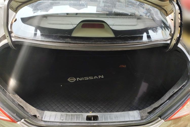 Used Nissan Sunny 2011 1.5XE Manual Comfort Edition Trunk