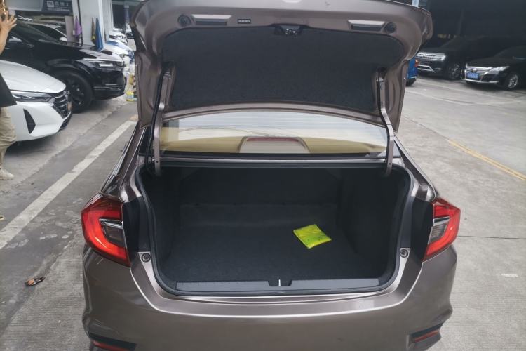 Used Honda Greiz 2016 1.5L CVT Classic Edition
