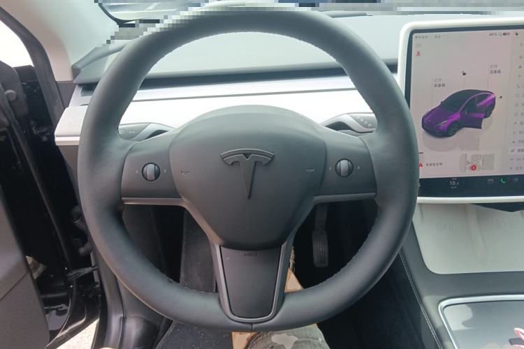 Used Tesla Model Y 2023 Rear-Wheel-Drive Version
