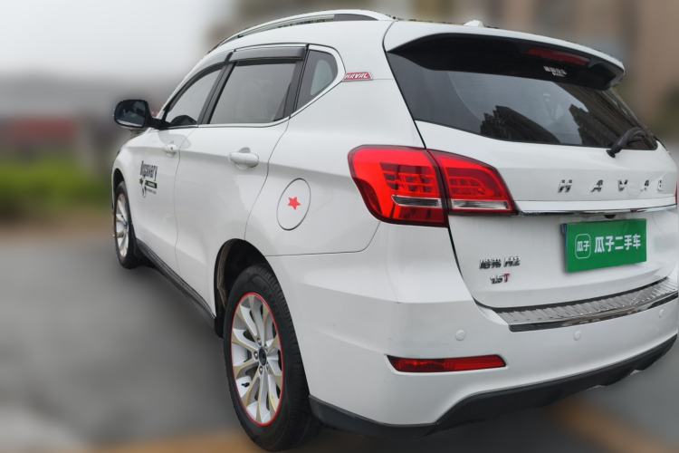 Used Haval H2 2017 Red-Label 1.5T Manual Two-Wheel Drive Luxury Model
