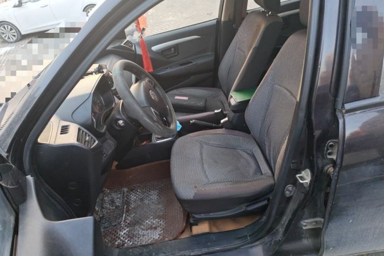 Used FAW Xiali N7 2013 1.3L Manual Luxury Model Left Front Seat