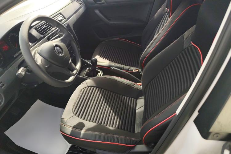 Used Volkswagen Santana 2016 1.6L Manual Fashion Edition
