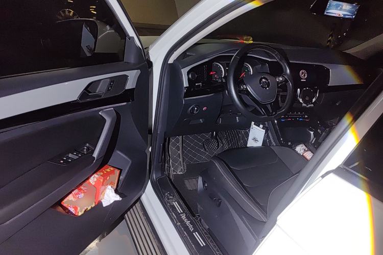 Used Volkswagen Tayron 2020 330TSI Two-Wheel Drive Luxury Smart Connectivity Version