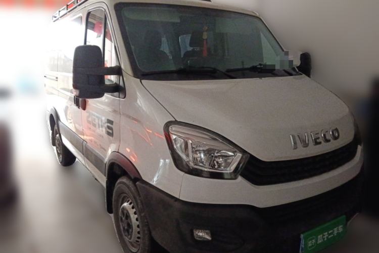 Used Iveco Eurocargo 2021 2.0T Manual Super-Rui Short Wheelbase Low-Roof Side-Hinged Door F1A
