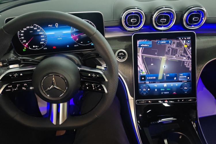 Used Mercedes-Benz C-Class 2023 C 260 L Sport Edition Center Console