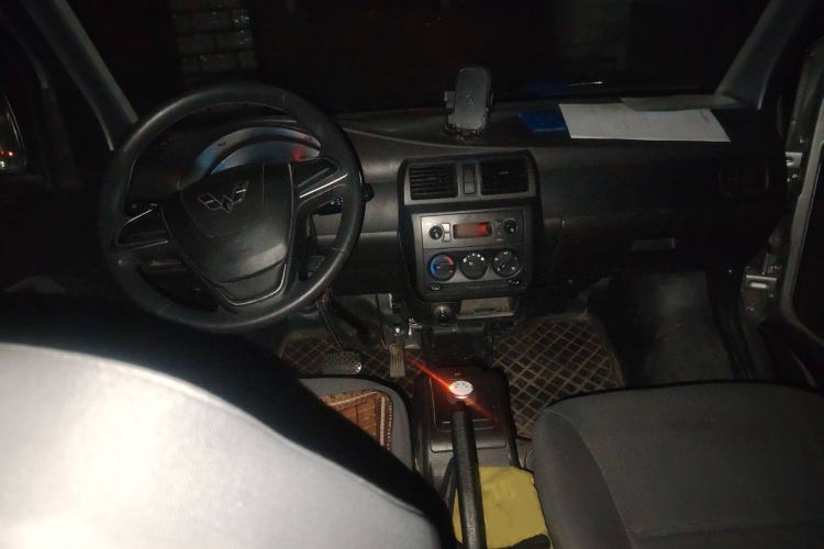 Used Wuling Rongguang EV 2020 Basic Version 7-Seater 300 km