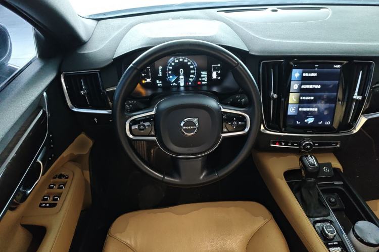 Used Volvo S90 2017 T4 Zhiyuan Edition