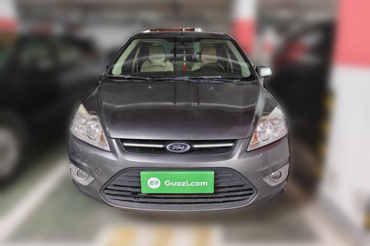 Used Ford Focus 2013 Sedan Classic 1.8L Manual Base Model