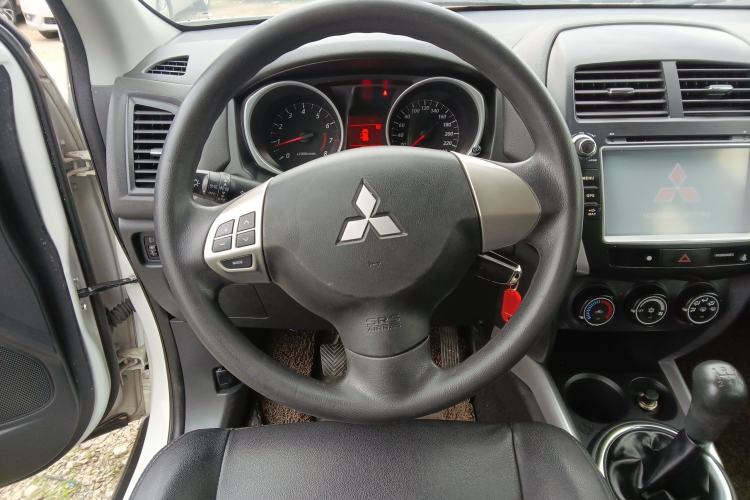 Used Mitsubishi ASX 2013 1.6L Manual Two-Wheel Drive Standard Edition Steering Wheel