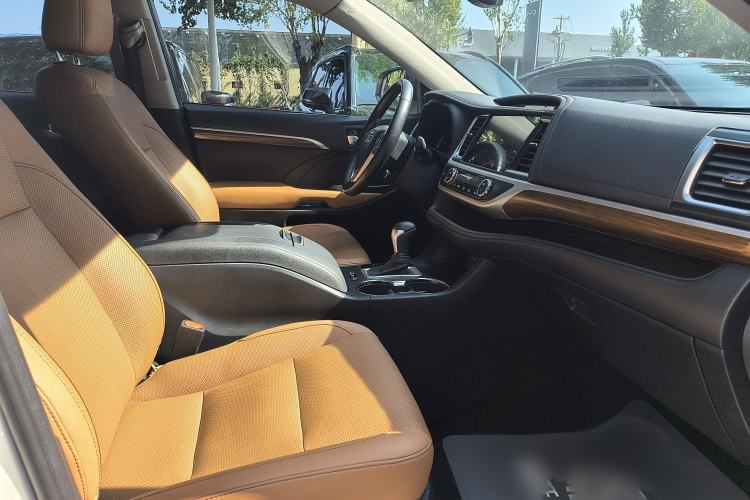 Used Toyota Highlander 2020 2.0T Four-Wheel Drive Millionth Anniversary Edition 7 Seats