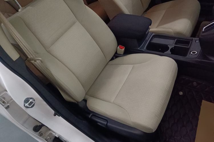 Used Honda CR-V 2016 2.0L two-wheel drive Urban Edition