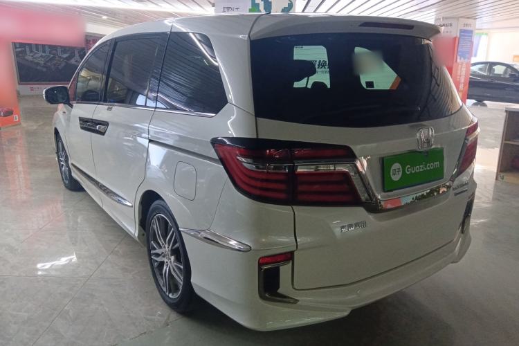 Used Honda Elysion 2019 2.0L Hybrid Supreme Edition
