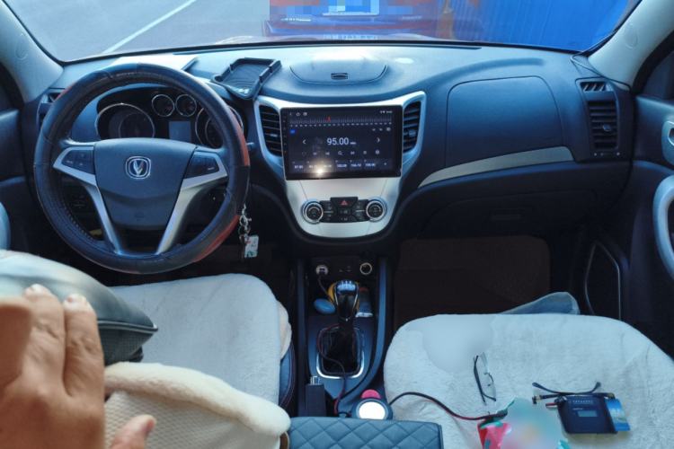 Used Changan CS35 2012 1.6L Manual Luxury Model China IV Standard