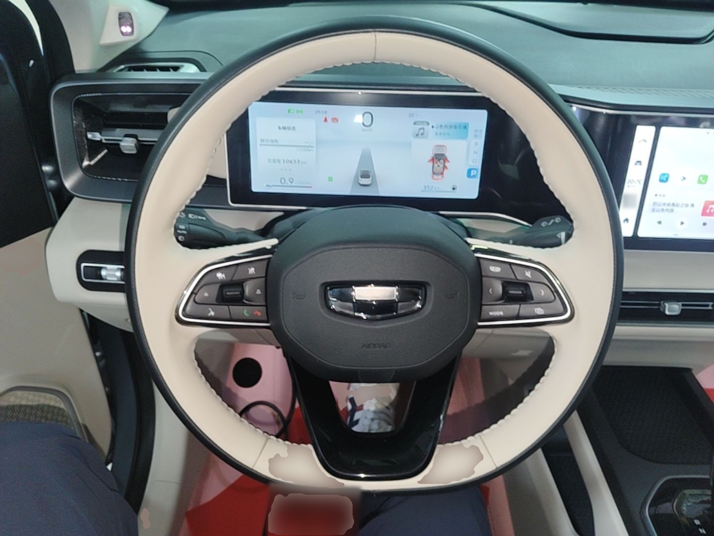 Geely Auto icon 2023 1.5TD Chocolate Luxe Edition — снимка 13